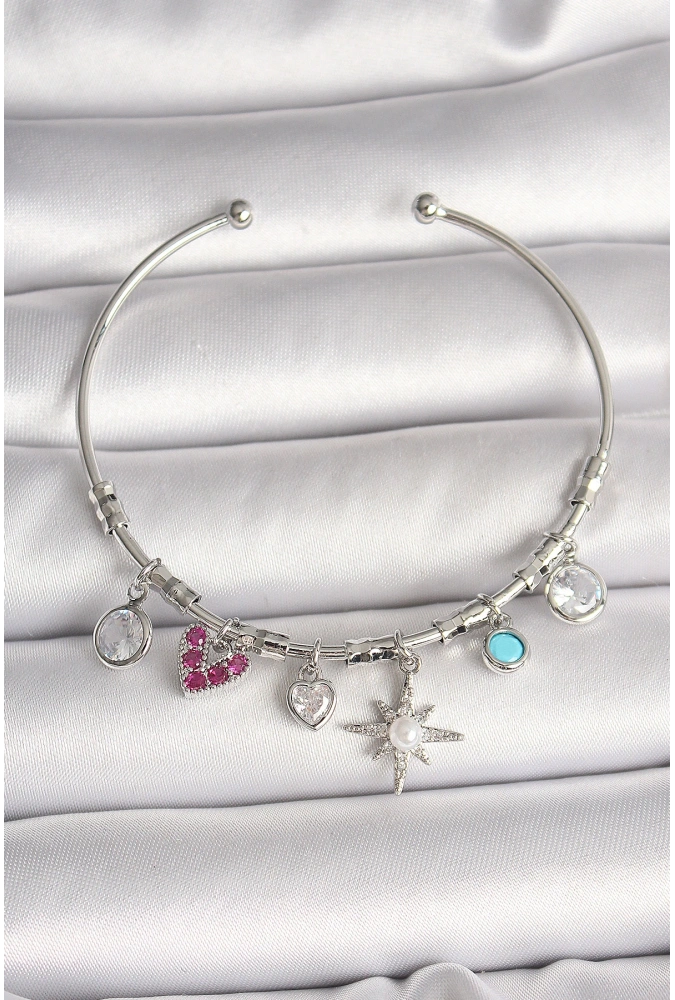 Shoecide Pirinç Gümüş Renk Sallantı Zirkon Taşlı Kutup Yıldız Figür Kalp Detay Charm Kadın Bileklik