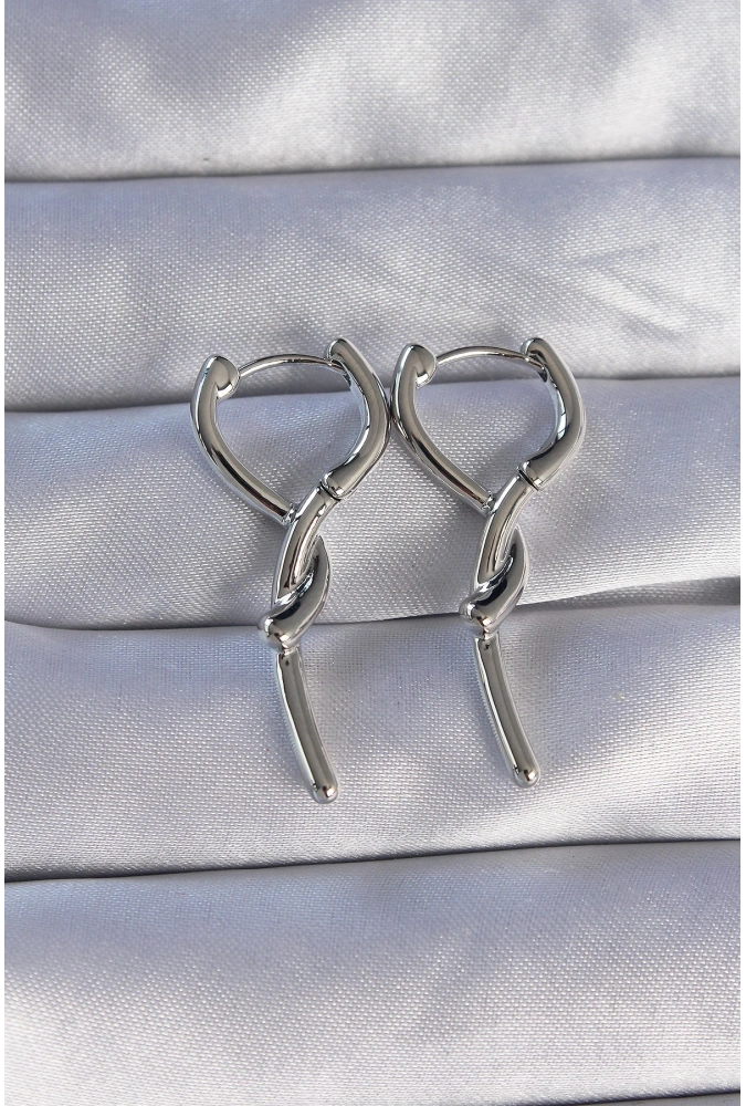 Shoecide Pirinç Gümüş Renk Sarmal Çubuk Tasarımlı Uzun Küpe