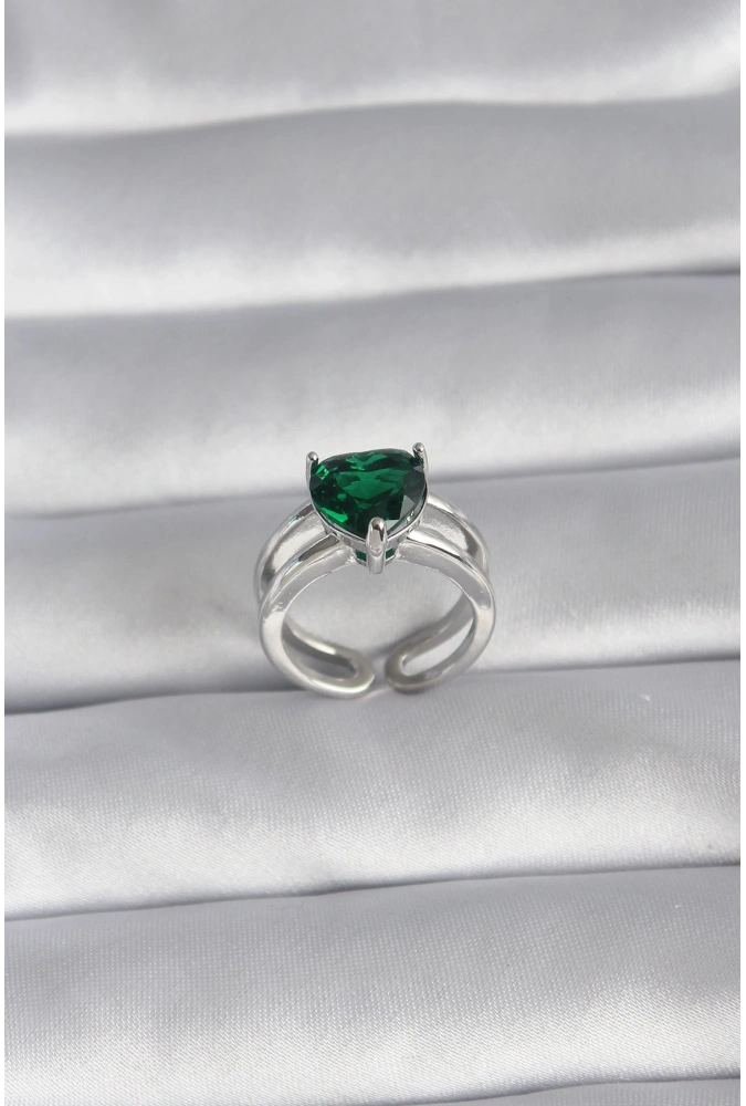 Shoecide Pirinç Gümüş Renk Yeşil Zirkon Taşlı Tek Taş Model Kadın Yüzük