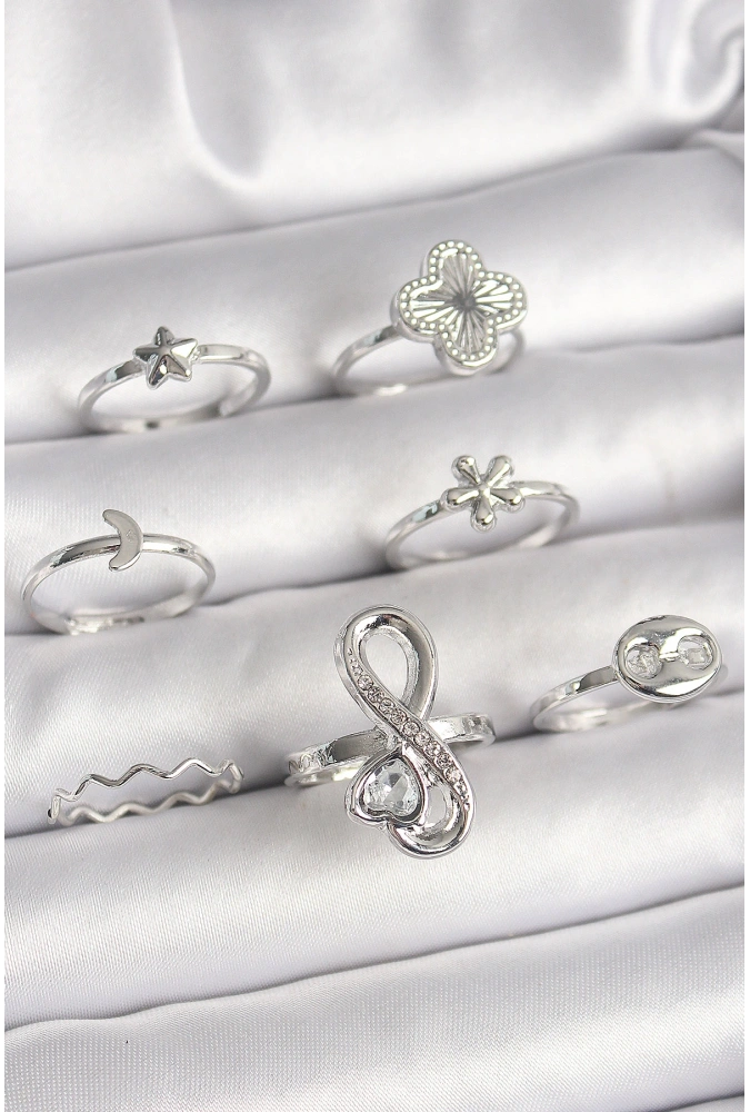 Shoecide Pirinç Gümüş Renk Yonca Figür Sonsuzluk Zirkon Taşlı Kalp Detay Kadın Yüzük Kombini