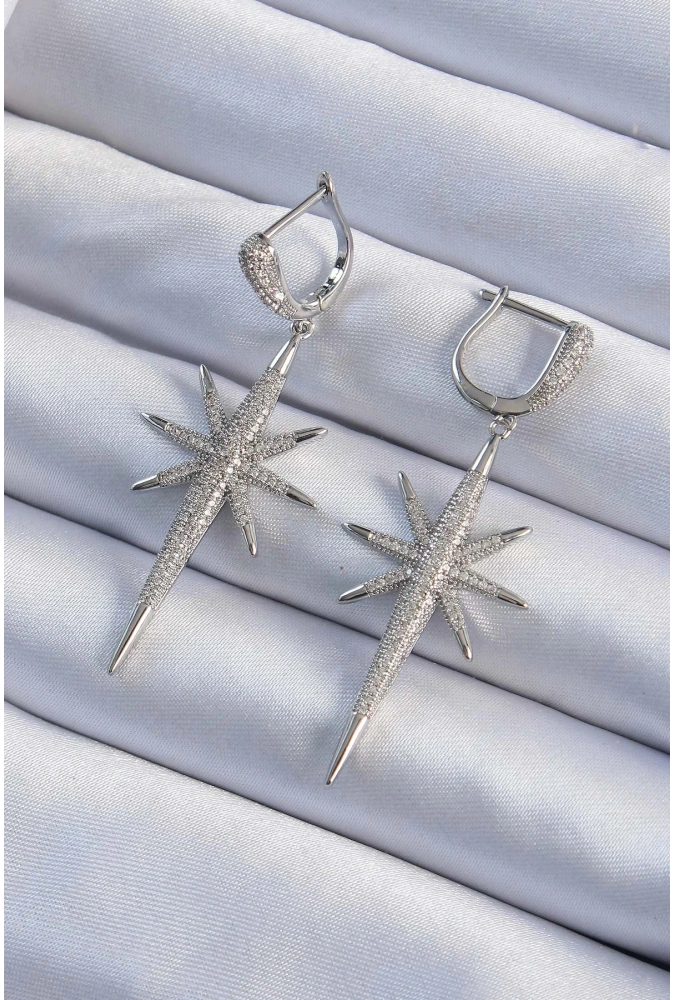 Shoecide Pirinç Gümüş Renk Zirkon Taş Kaplama Kutup Yıldızı Tasarımlı Kadın Küpe