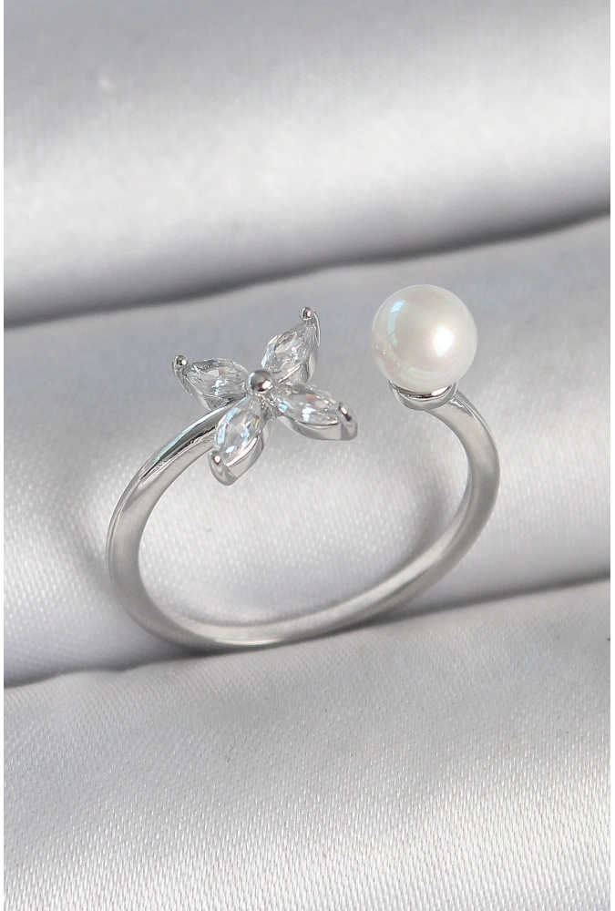 Shoecide Pirinç Gümüş Renk Zirkon Taşlı Çiçek Model İnci Detay Ayarlanabilir Kadın Yüzük