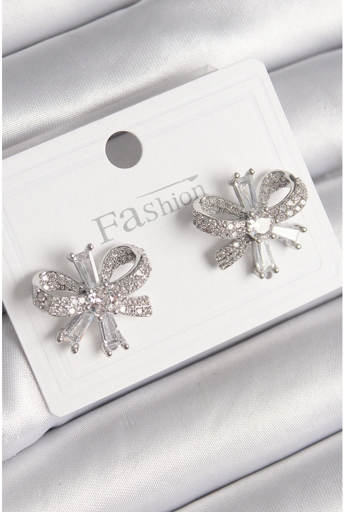 Shoecide Pirinç Gümüş Renk Zirkon Taşlı Fiyonk Model Kadın Küpe