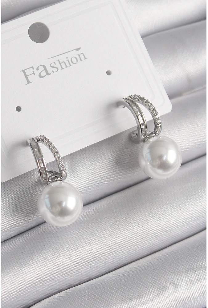 Shoecide Pirinç Gümüş Renk Zirkon Taşlı Halka İnci Detay Kadın Küpe