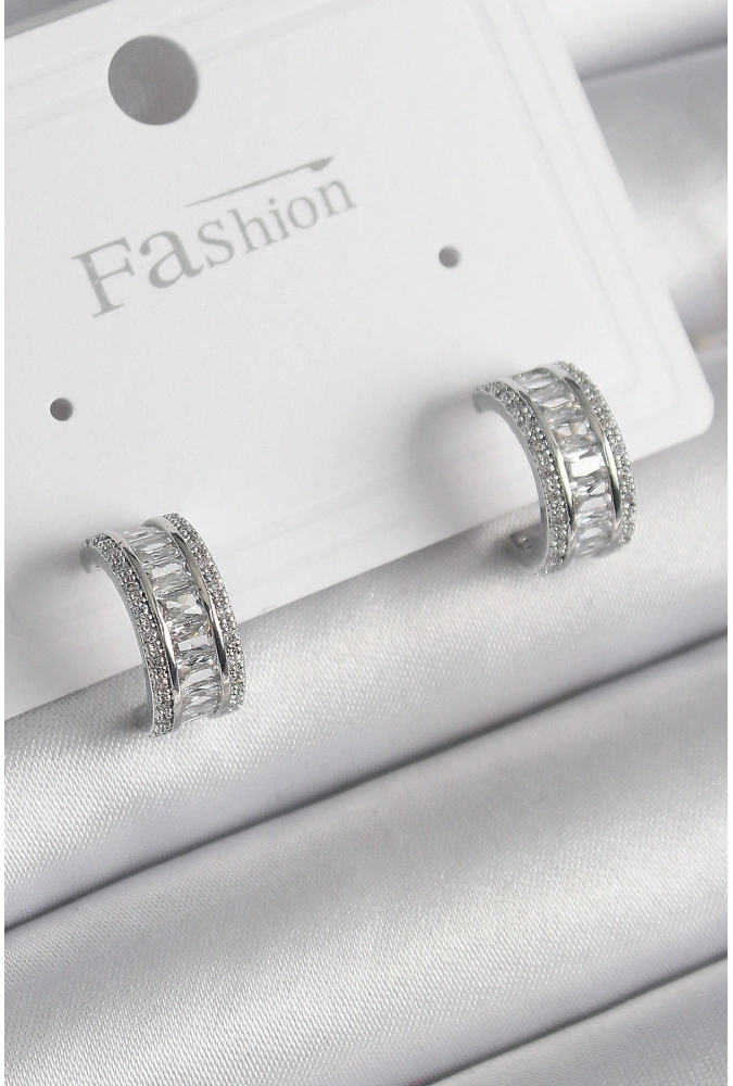 Shoecide Pirinç Gümüş Renk Zirkon Taşlı Halka Model Kadın Küpe