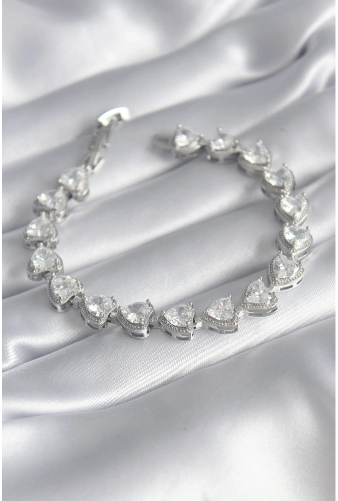 Shoecide Pirinç Gümüş Renk Zirkon Taşlı Kalp Model Vıp Seri Kadın Bileklik