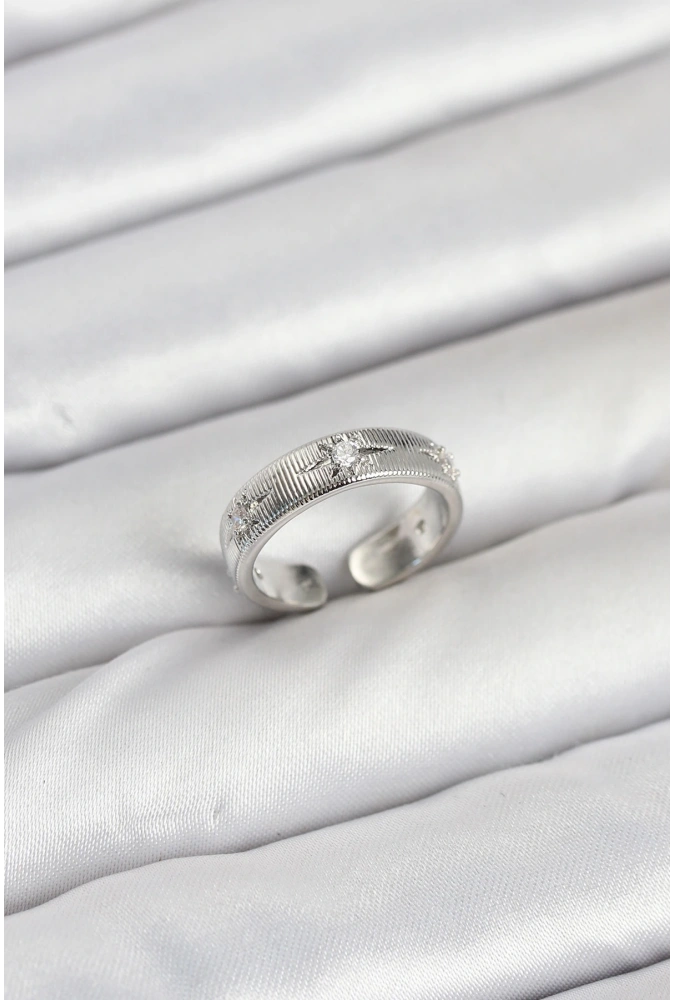 Shoecide Pirinç Gümüş Renk Zirkon Taşlı Kutup Yıldızı Model Kadın Yüzük