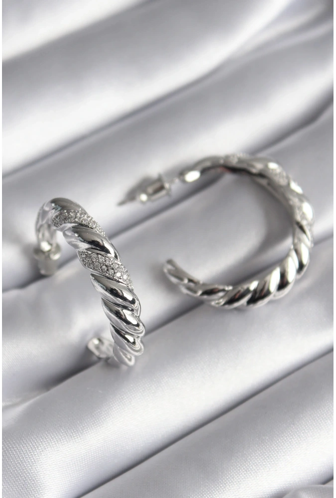 Shoecide Pirinç Gümüş Renk Zirkon Taşlı Sarmal Model Kadın Küpe