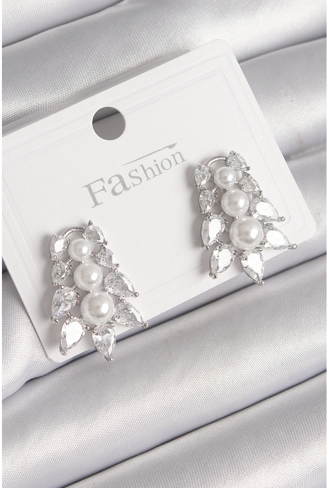 Shoecide Pirinç Gümüş Renk Zirkon Taşlı Yaprak Model İnci Detay Kadın Küpe