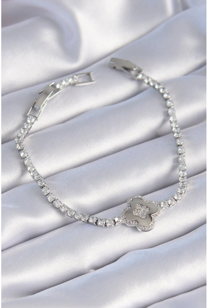 Shoecide Pirinç Gümüş Renk Zirkon Taşlı Yonca Model Kadın Bileklik