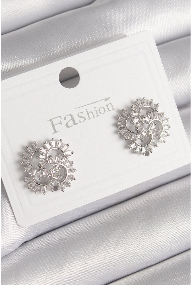 Shoecide Pirinç Gümüş Renk Zirkon Taşlı Yonca Model Kadın Küpe