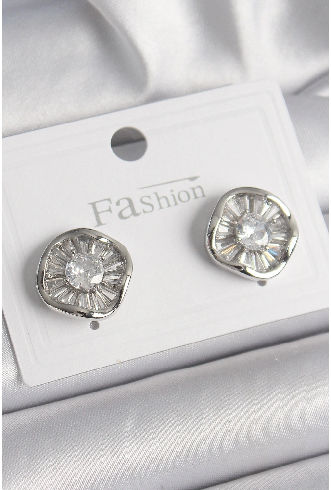 Shoecide Pirinç Gümüş Renk Zirkon Taşlı Yonca Model Kadın Küpe