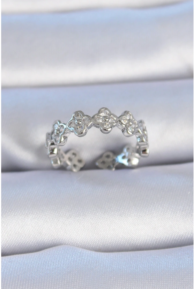 Shoecide Pirinç Gümüş Renk Zirkon Taşlı Yonca Model Kadın Yüzük