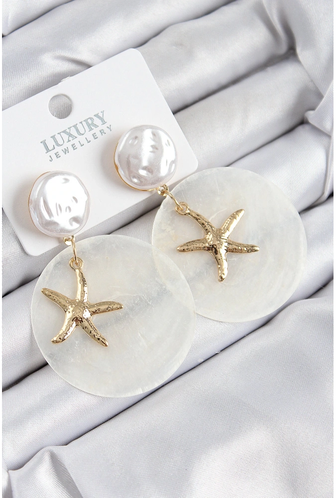 Shoecide Pirinç İncili Deniz Kabuğu Figürlü Sedef Model Gold Renk Kadın Küpe