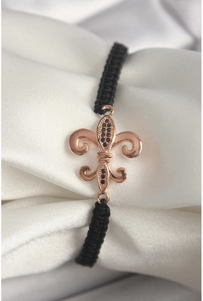 Shoecide Pirinç Rose Renk Zirkon Taş İşlemeli Zambak Figür Asansörlü Makrome Model Kadın Bileklik