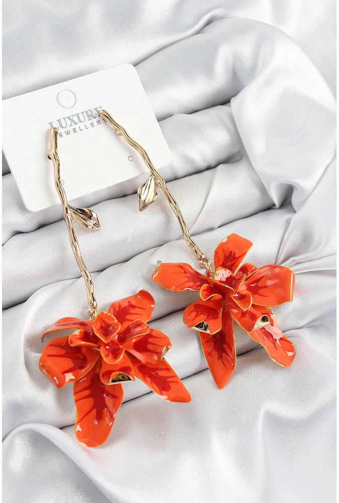 Shoecide Pirinç Sallantılı Kırmızı Çiçek Model Gold Renk Kadın Küpe