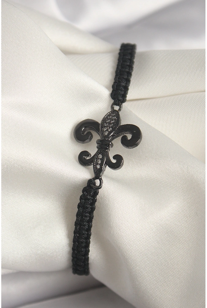 Shoecide Pirinç Siyah Renk Zirkon Taş İşlemeli Zambak Figür Asansörlü Makrome Model Kadın Bileklik