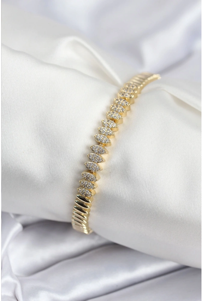 Shoecide Pirinç Vıp Seri Gold Renk Zirkon Taşlı Arpa Model Kadın Bileklik