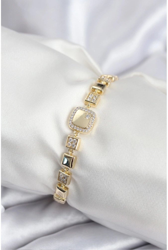 Shoecide Pirinç Vıp Seri Gold Renk Zirkon Taşlı Model Kadın Bileklik