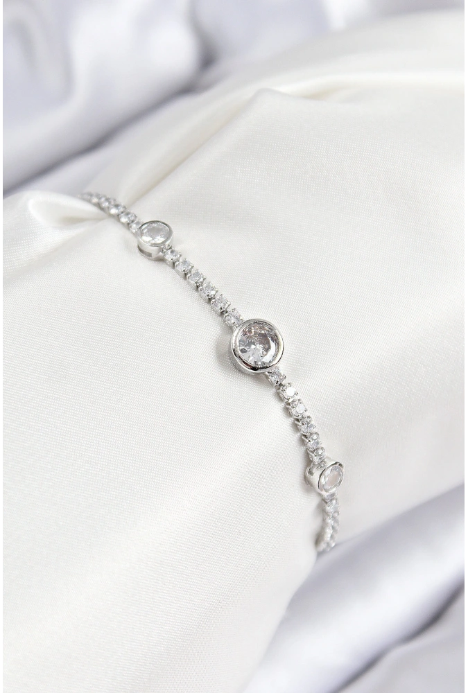 Shoecide Pirinç Zirkon Taşlı Daire Model Gümüş Renk Asansörlü Kadın Bileklik