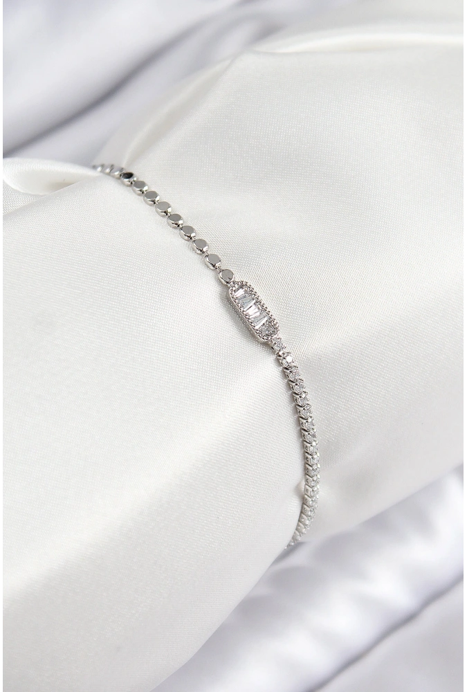 Shoecide Pirinç Zirkon Taşlı Dikdörtgen Model Ezme Zincir Gümüş Renk Kadın Bileklik