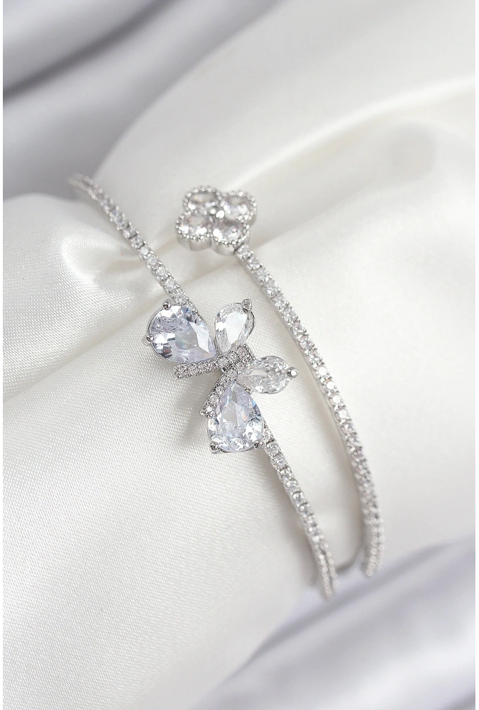 Shoecide Pirinç Zirkon Taşlı Kelebek Ve Yonca Model Gümüş Renk Kadın Bileklik