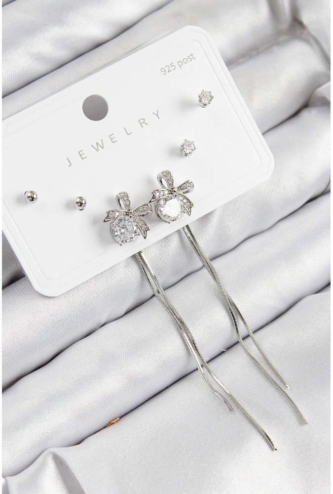 Shoecide Pirinç Zirkon Taşlı Sallantılı Fiyonk Model Gümüş Renk 925 Ayar Gümüş Çivi Kadın Küpe Set