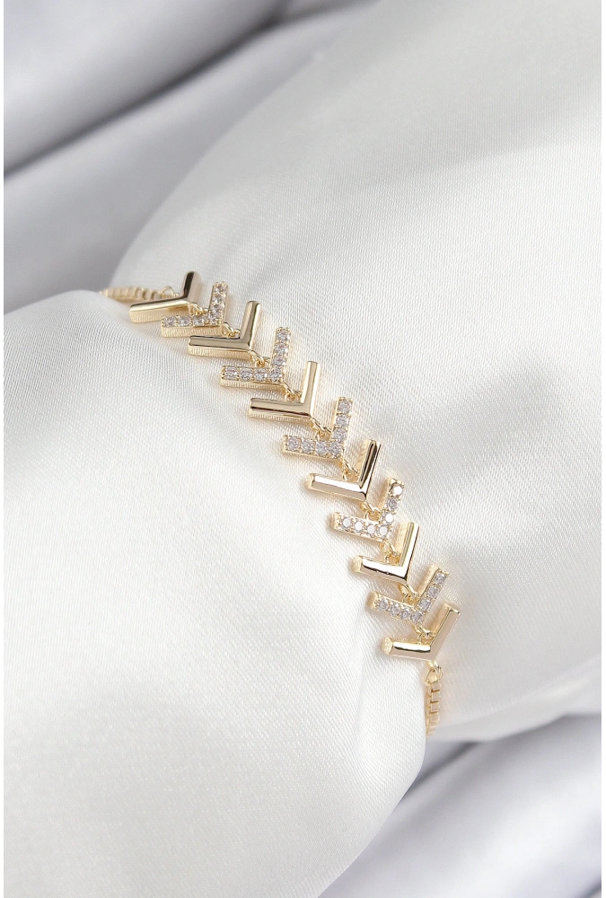 Shoecide Pirinç Zirkon Taşlı Sıralı Ok Model Gold Renk Asansörlü Kadın Bileklik