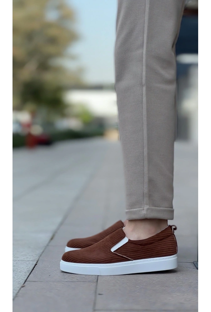 Shoecide Sb0339 Bağcıksız Kadife Kahverengi Beyaz Taban Günlük Erkek Ayakkabı