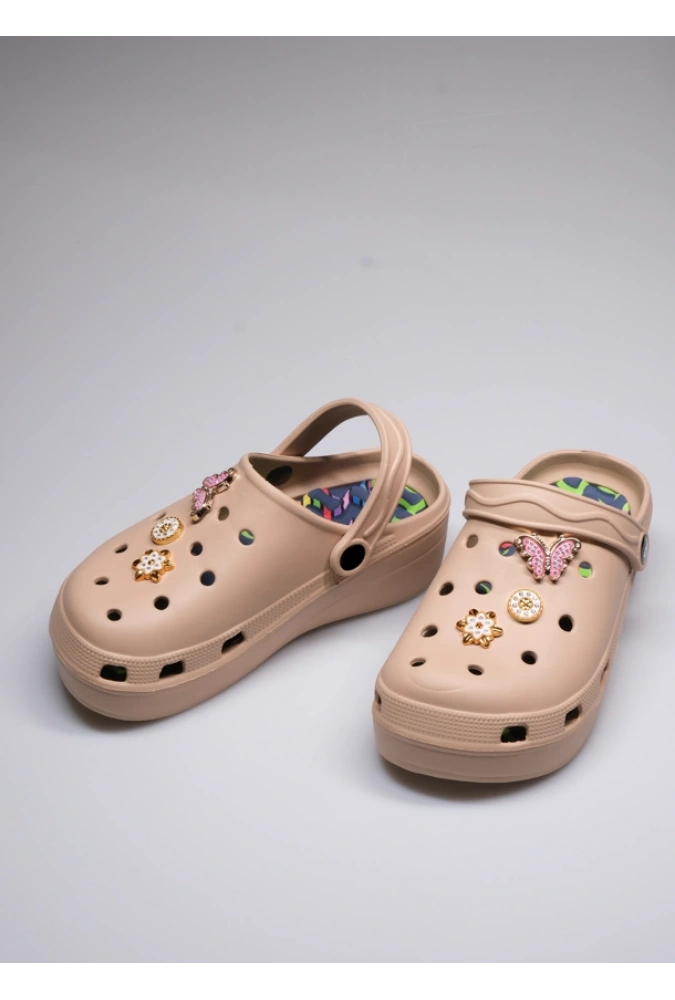 Taş ve Toka Detaylı Jel Tabanlı Masaj Özellikli Eva Bej Doktor Sandalet