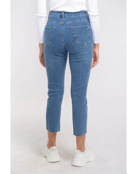 Düğme Detaylı Kesik Paça Slim Fit Jean-MAVİ