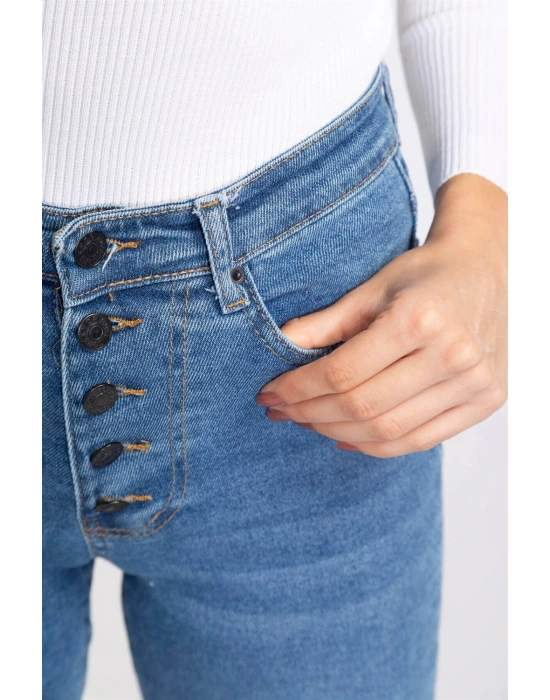 Düğme Detaylı Kesik Paça Slim Fit Jean-MAVİ