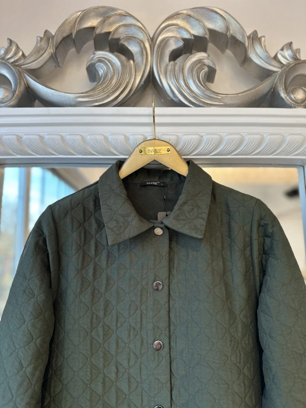 İNVEE Cepli Kapitone Uzun Ceket - Yeşil