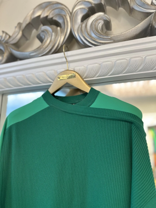 İNVEE Omzu Şifon Detaylı Tunik - Yeşil