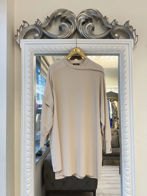 İNVEE Omzu Şifon Detaylı Tunik - Fondöten