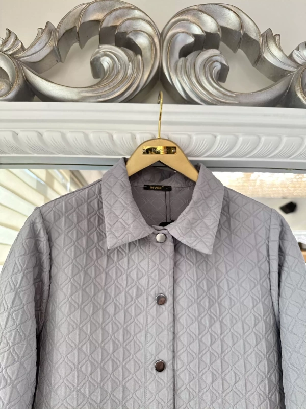 İNVEE 6879 Desenli Kapitone Ceket - Gri