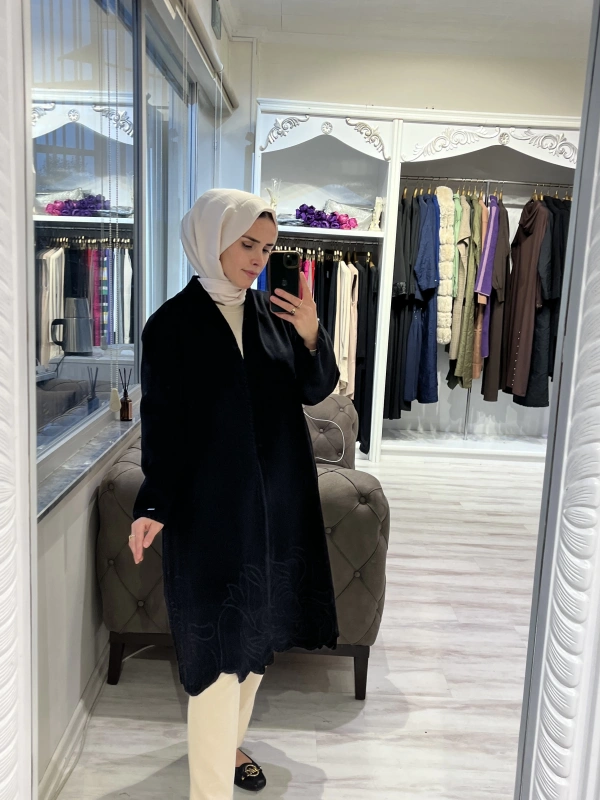 İNVEE 6949 Nakışlı Kaşe Kap - Siyah