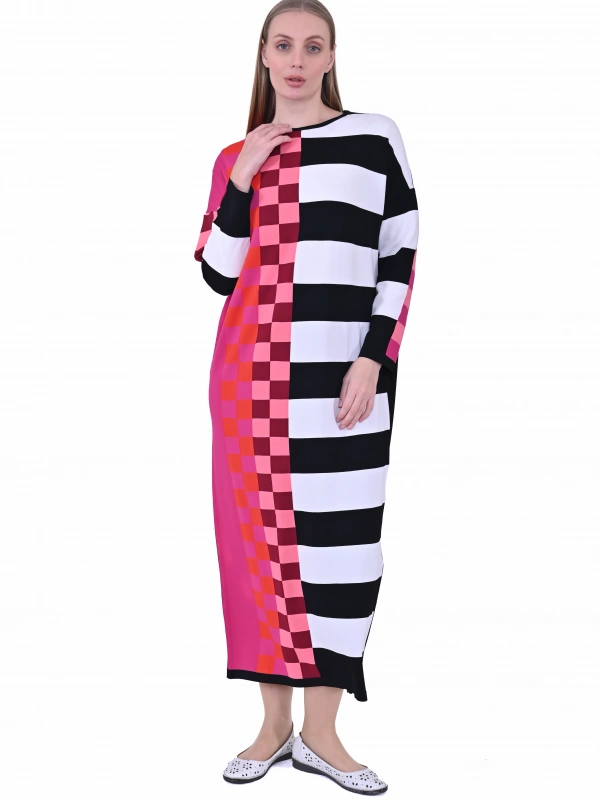 İNVEE 7001 Geometrik Desenli Siyah Triko Elbise