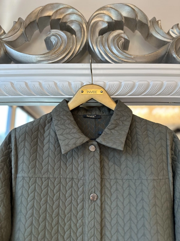 İNVEE Çıtçıt Kapamalı Uzun Kapitone Kap