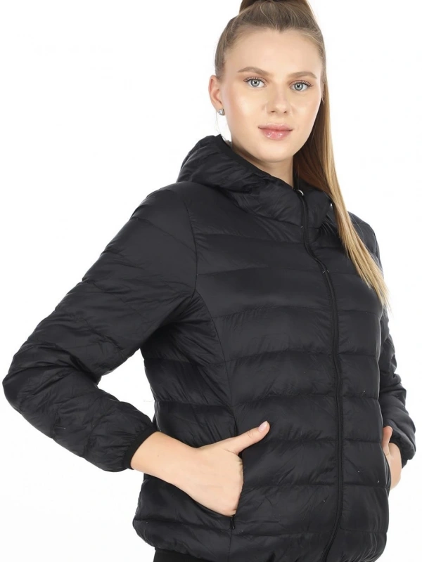 Kuş Tüyü Şapkalı Mont - Siyah