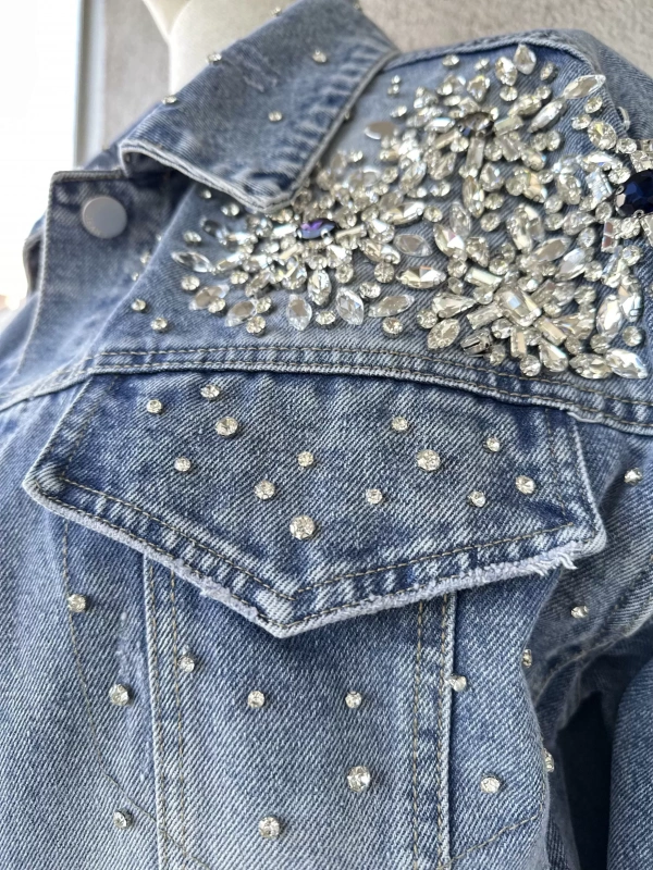 Taş İşlemeli Denim Ceket
