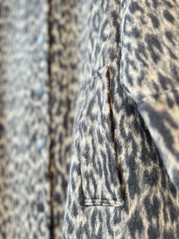 İNVEE Leopar Desenli Uzun Ceket