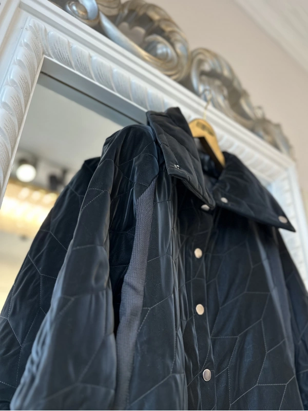 İNVEE Triko Detaylı İpek Deri Mont - Siyah