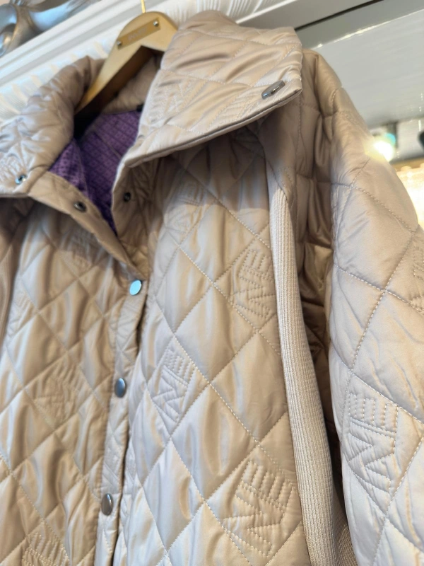 İNVEE NE Logolu Kapitone Mont - Bej