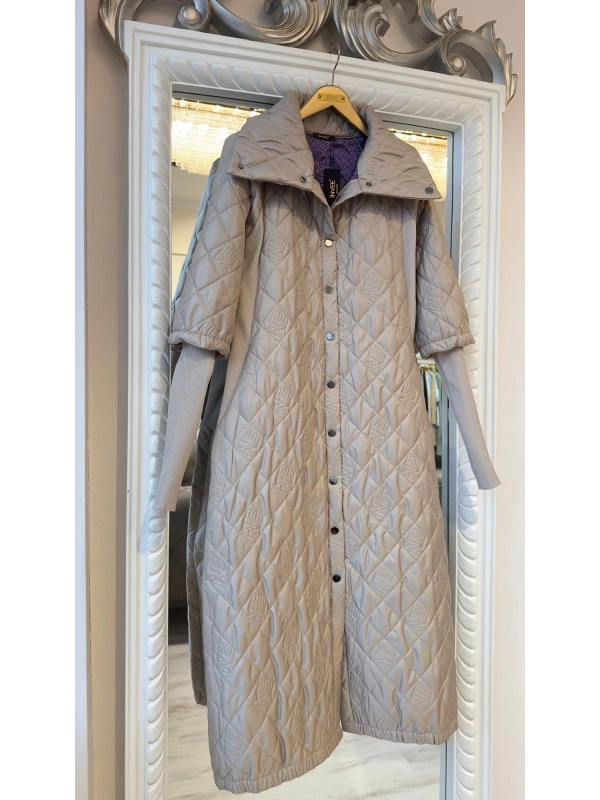 İNVEE NE Logolu Kapitone Mont - Bej