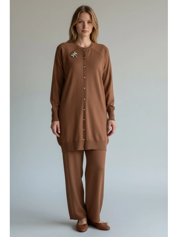 İNVEE Broş Detaylı Triko Hırka - Toprak