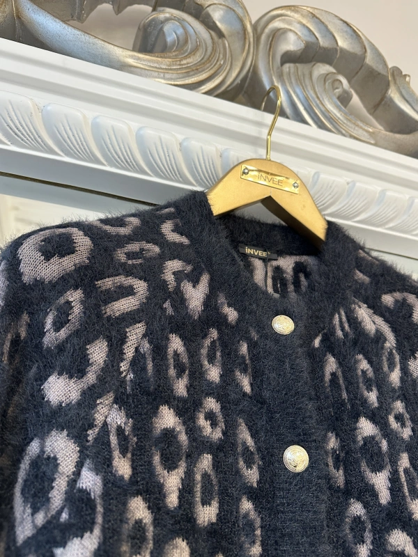 İNVEE Leopar Desenli Angora Hırka - Vizon - Siyah
