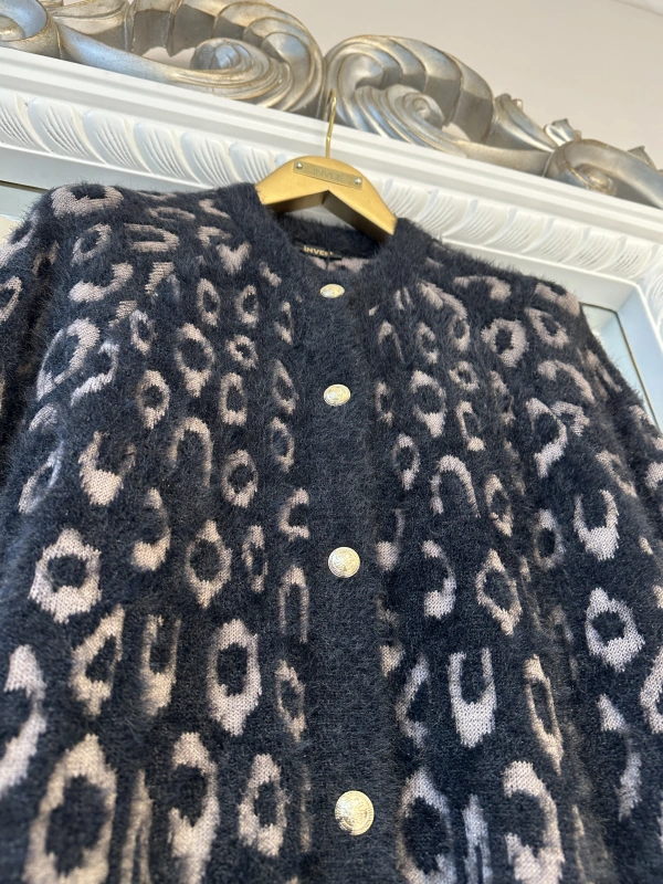 İNVEE Leopar Desenli Angora Hırka - Vizon - Siyah