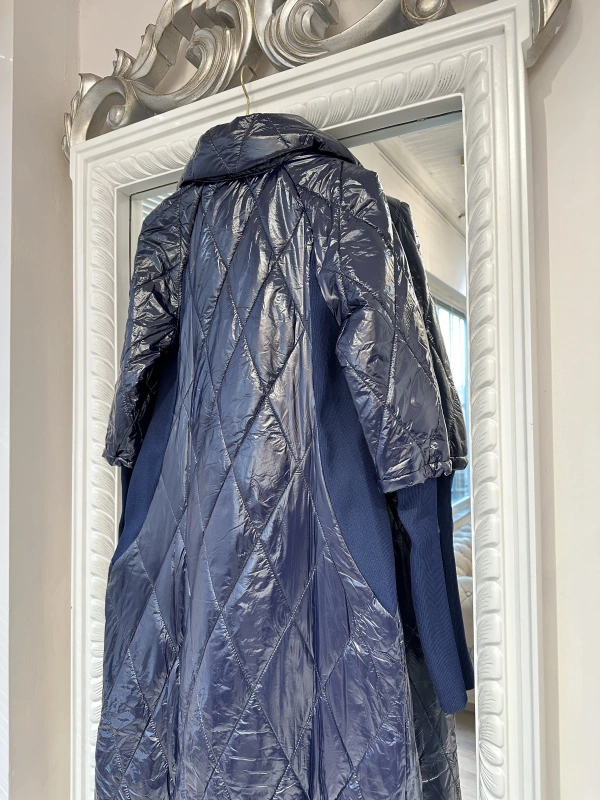 İNVEE Kadın Çıtçıt Kapamalı Uzun Kapitone Mont - Lacivert