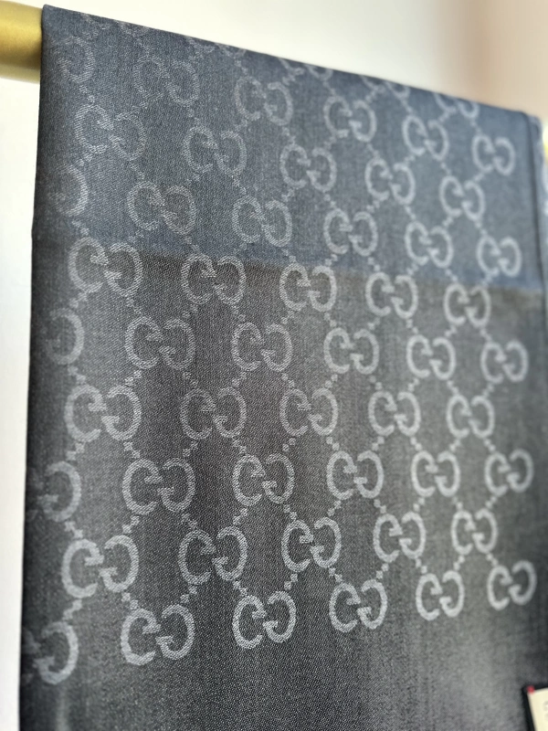 A Kalite Yün İpek Şal - Siyah